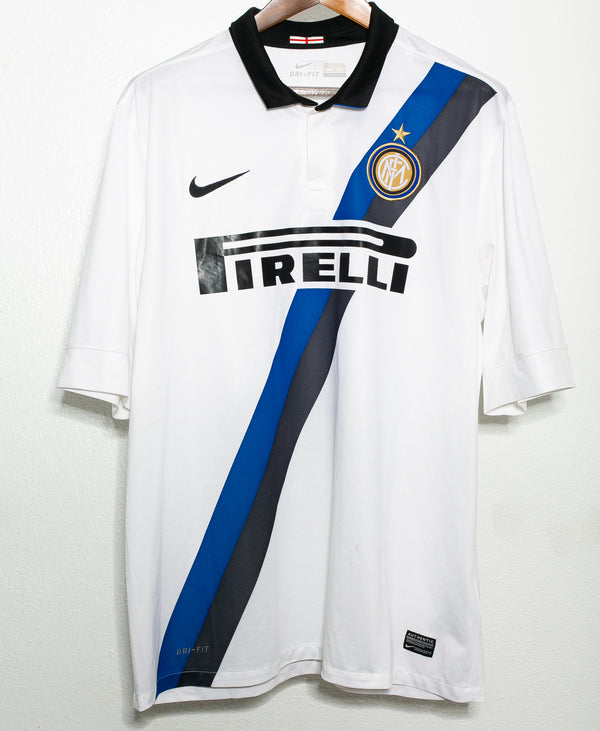 Inter Milan 2011-12 Milito Away Kit (XL)