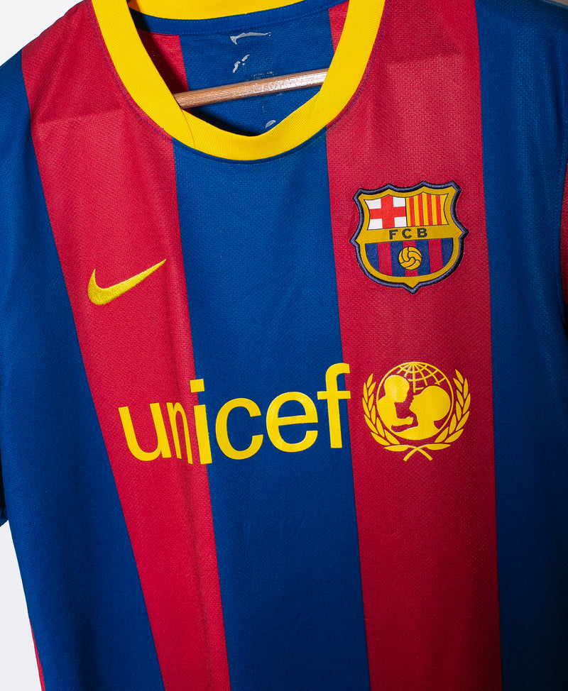 Barcelona 2010-11 Xavi Home Kit (L)