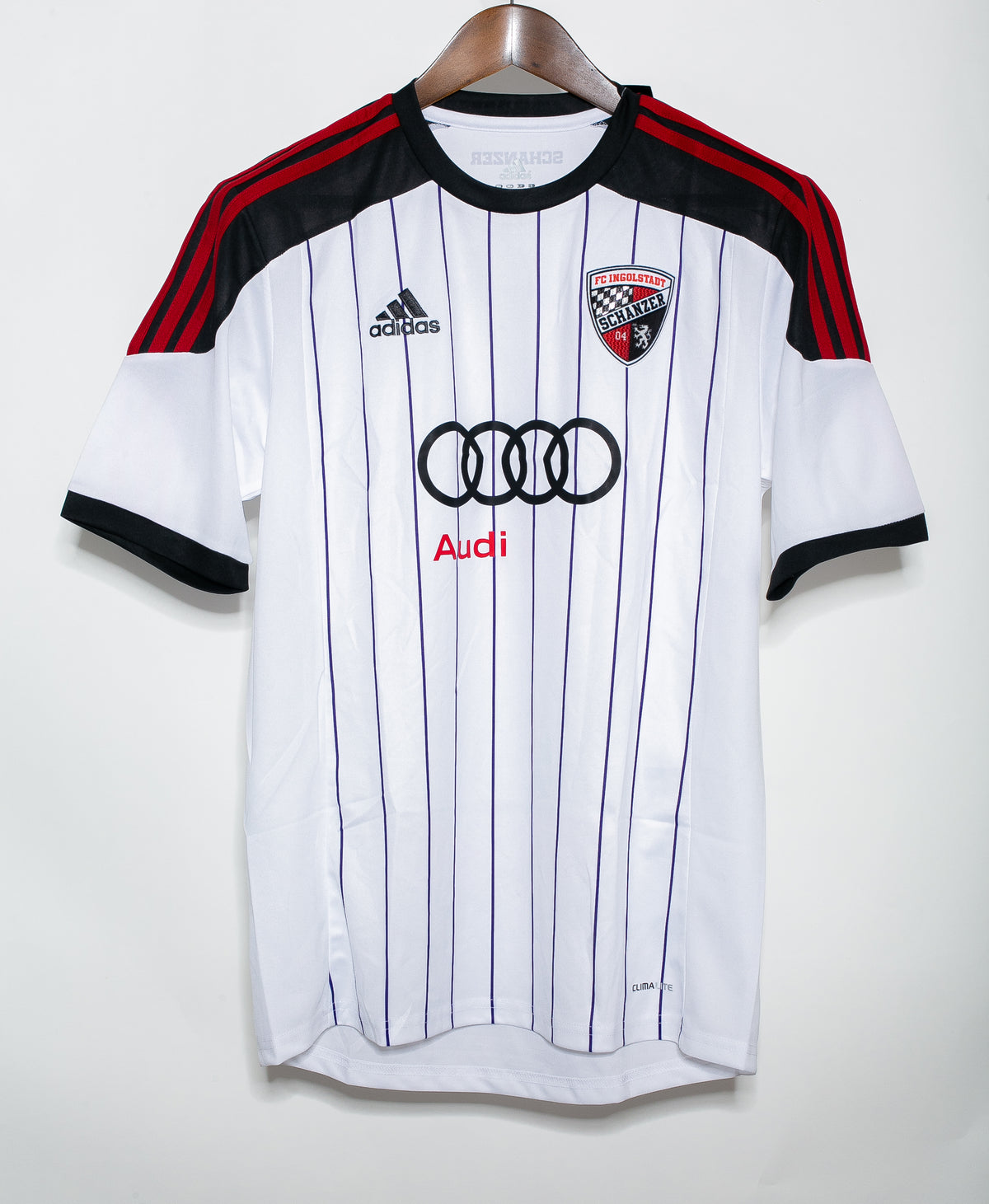 FC Ingolstadt 2014-15 Away Kit BNWT (M)