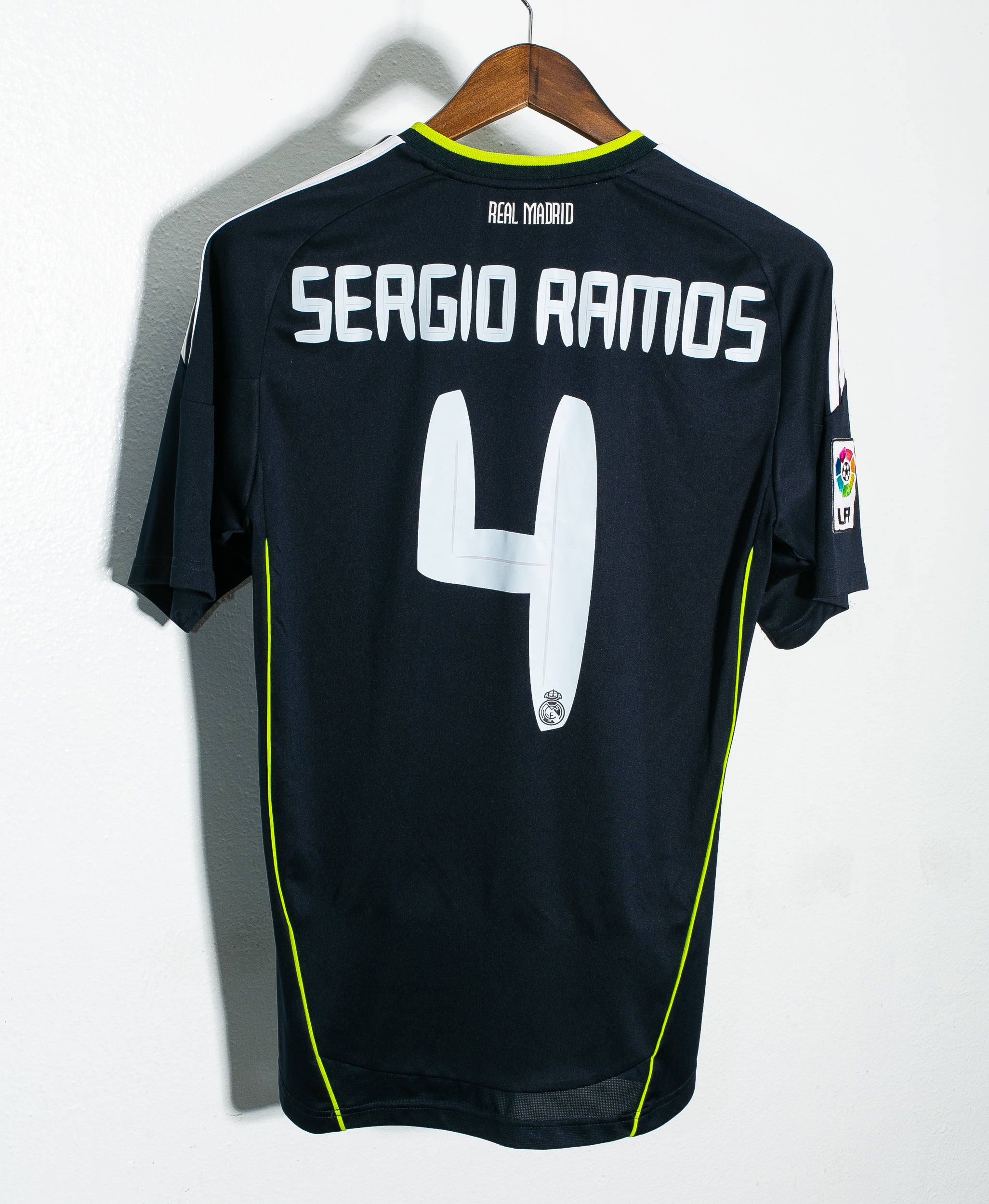 Real Madrid 2017 2018 Sergio Ramos 4 Away Shirt (Excellent) XL