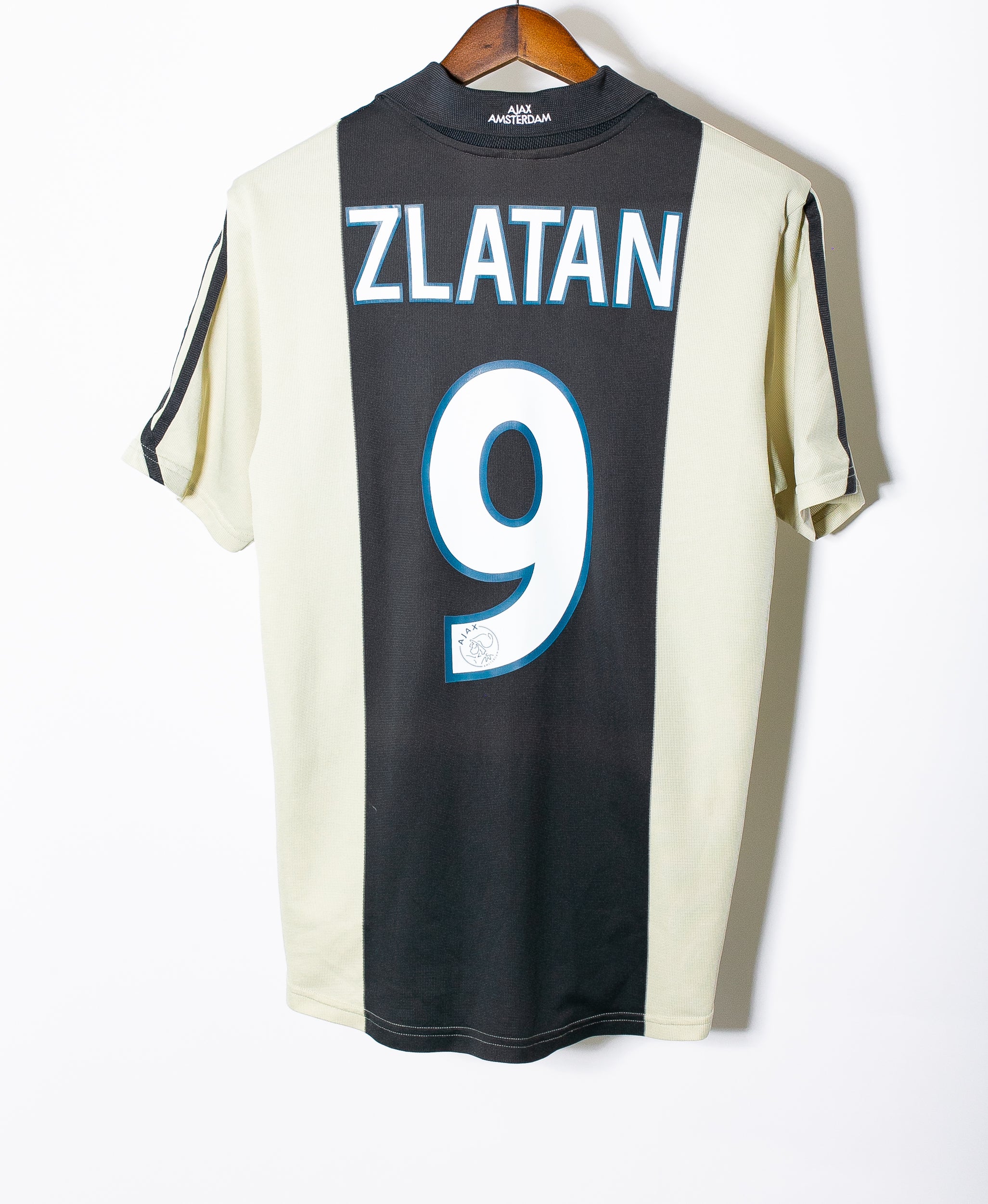 Ajax 2001-02 Ibrahimovic Away Kit (M) – Saturdays Football
