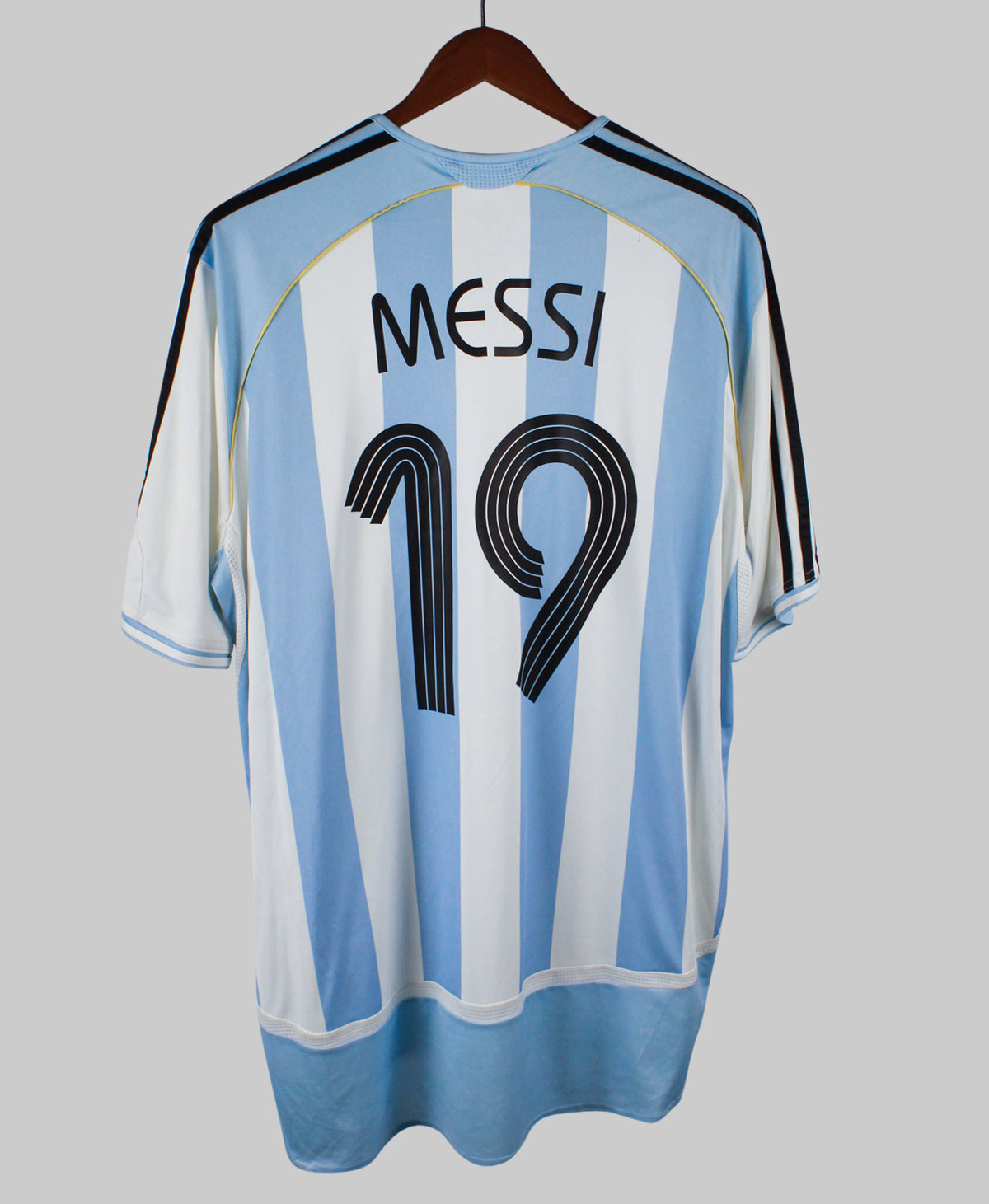Argentina 2006-07 Messi Short Sleeve Home Kit (XL)