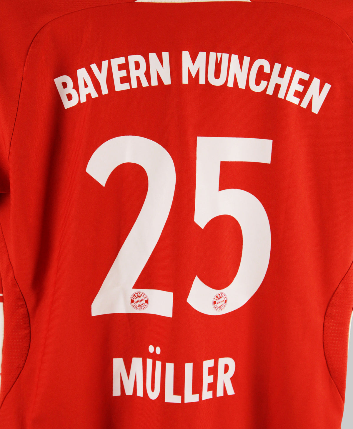 Bayern Munich 2007-08 Muller Youth Home Kit (YXL)