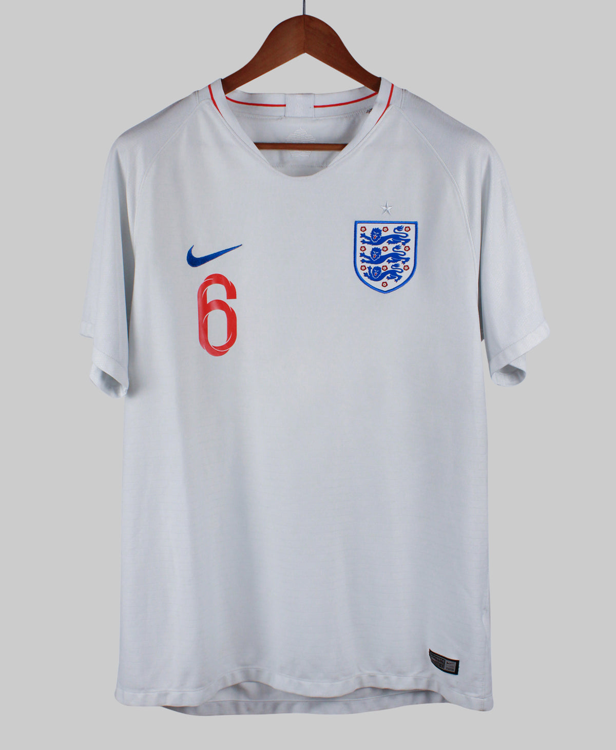 England 2018-19 Maguire Home Kit (XL)