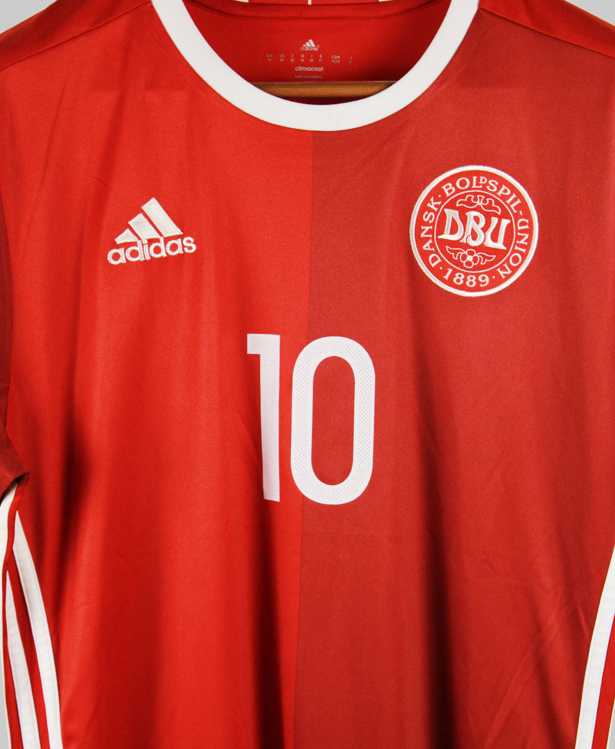 Denmark 2015-16 Eriksen Home Kit (M)