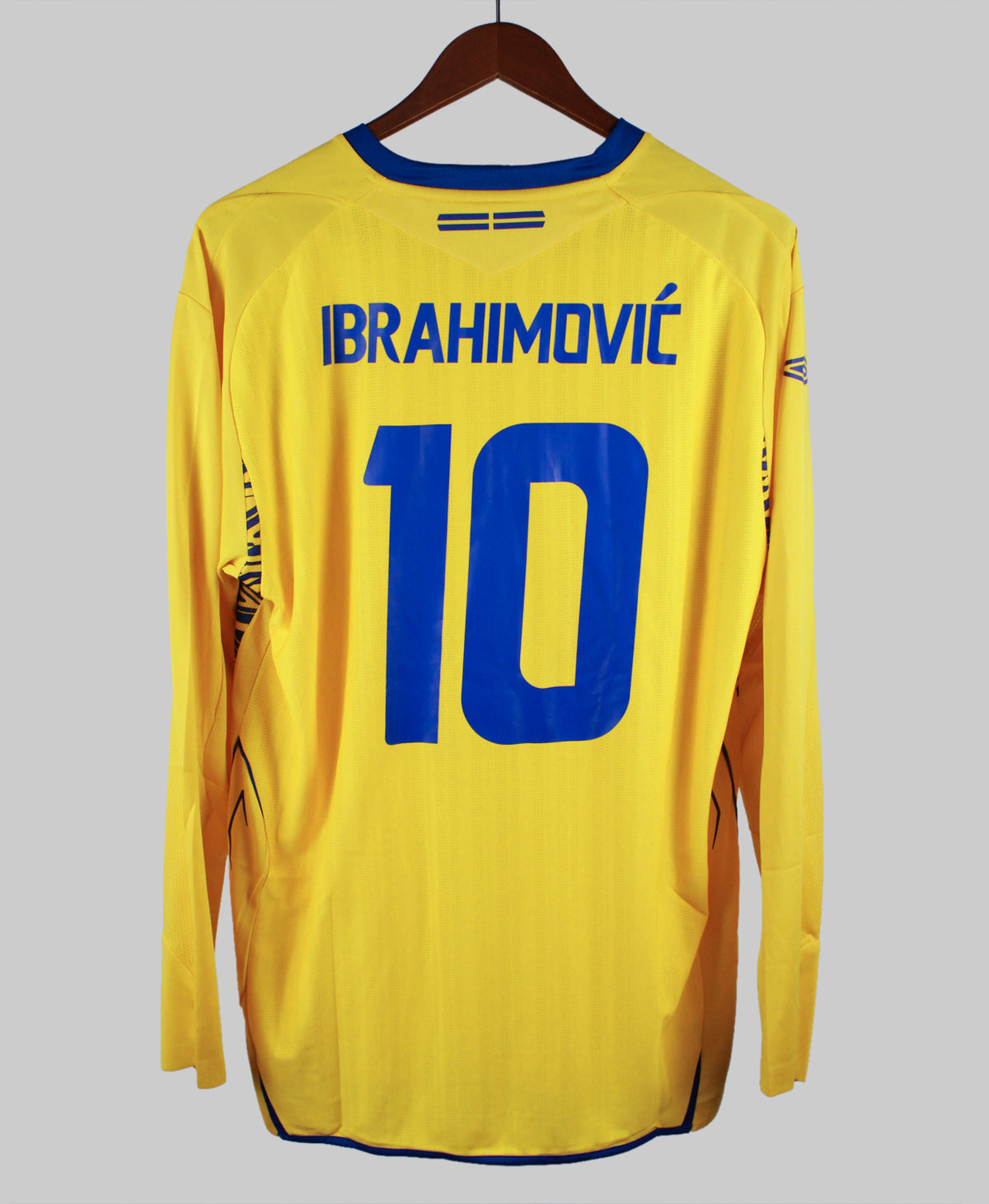 Sweden 2007-08 Ibrahimovic Home Long Sleeve Kit (XL)