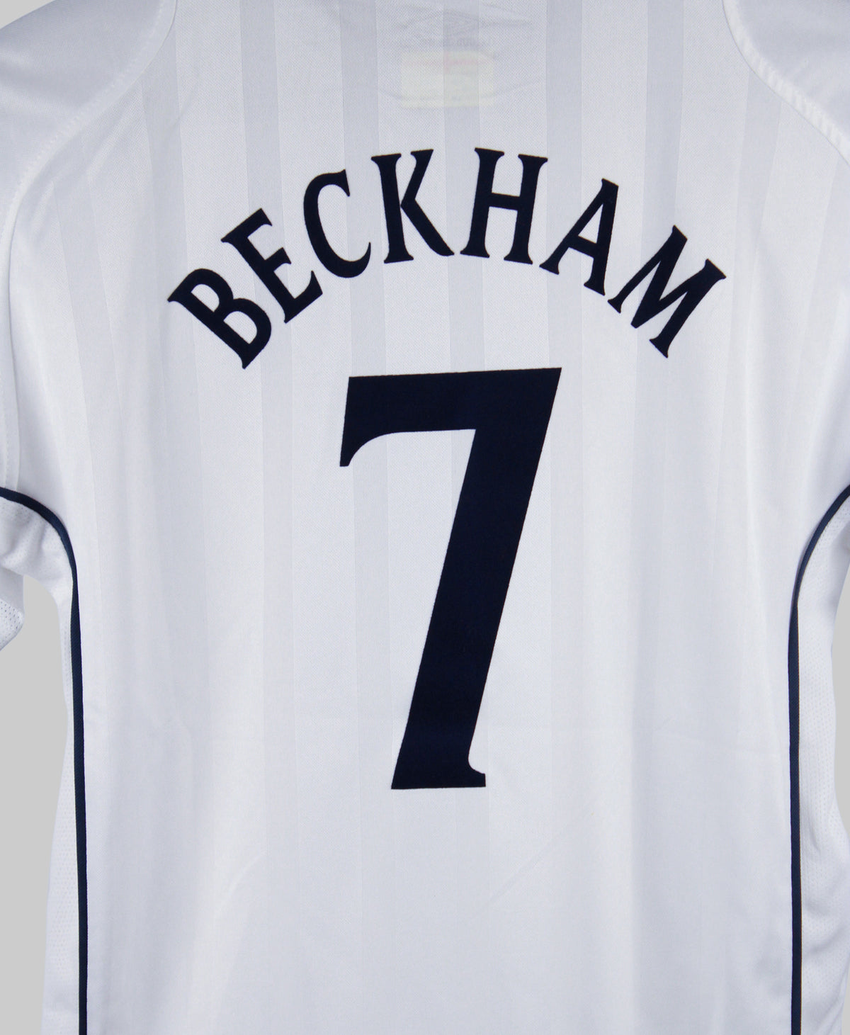 England 2001-02 Beckham Youth Home Kit (YL)