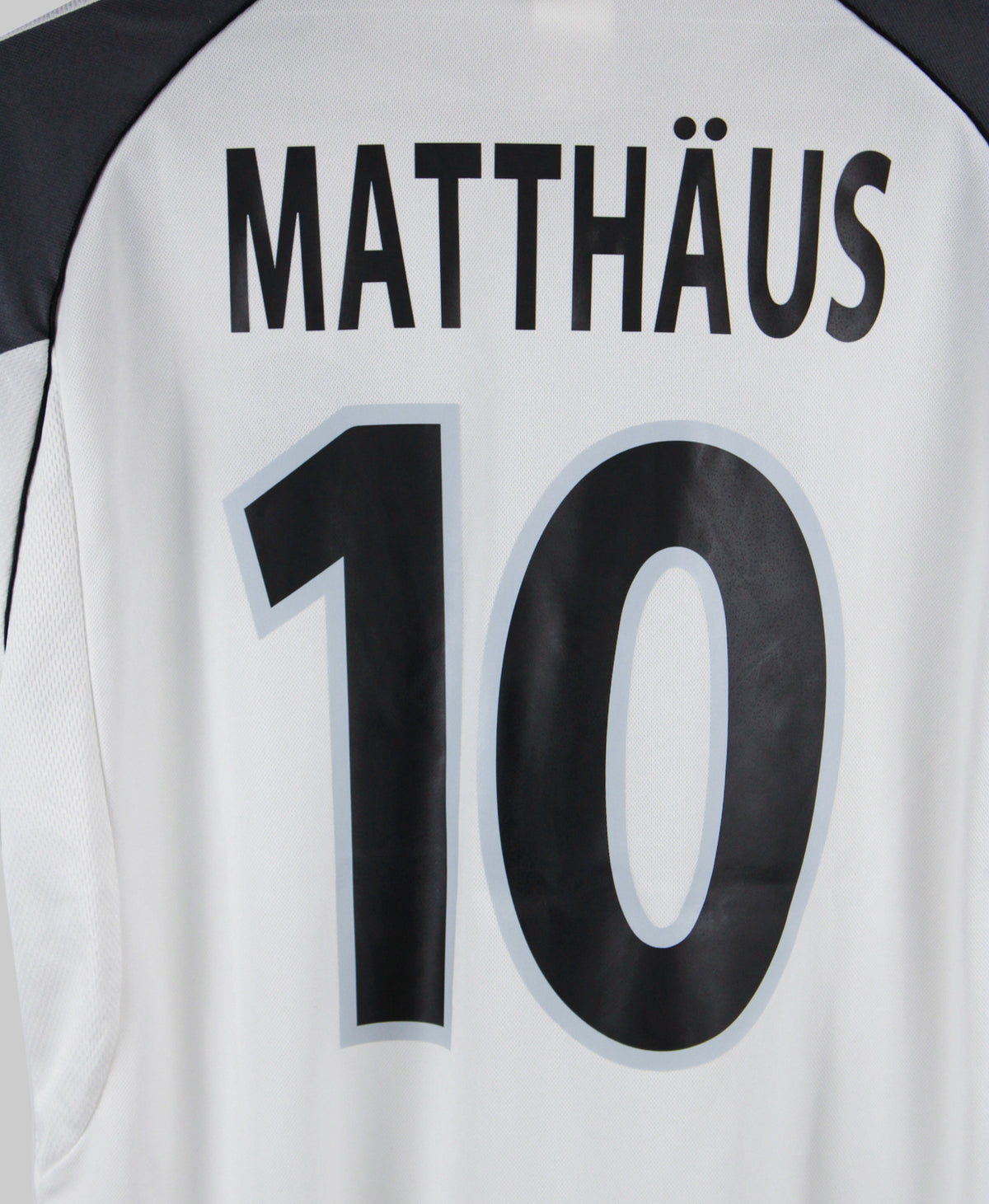 Germany 2000-01 Matthaus Home Kit (M)