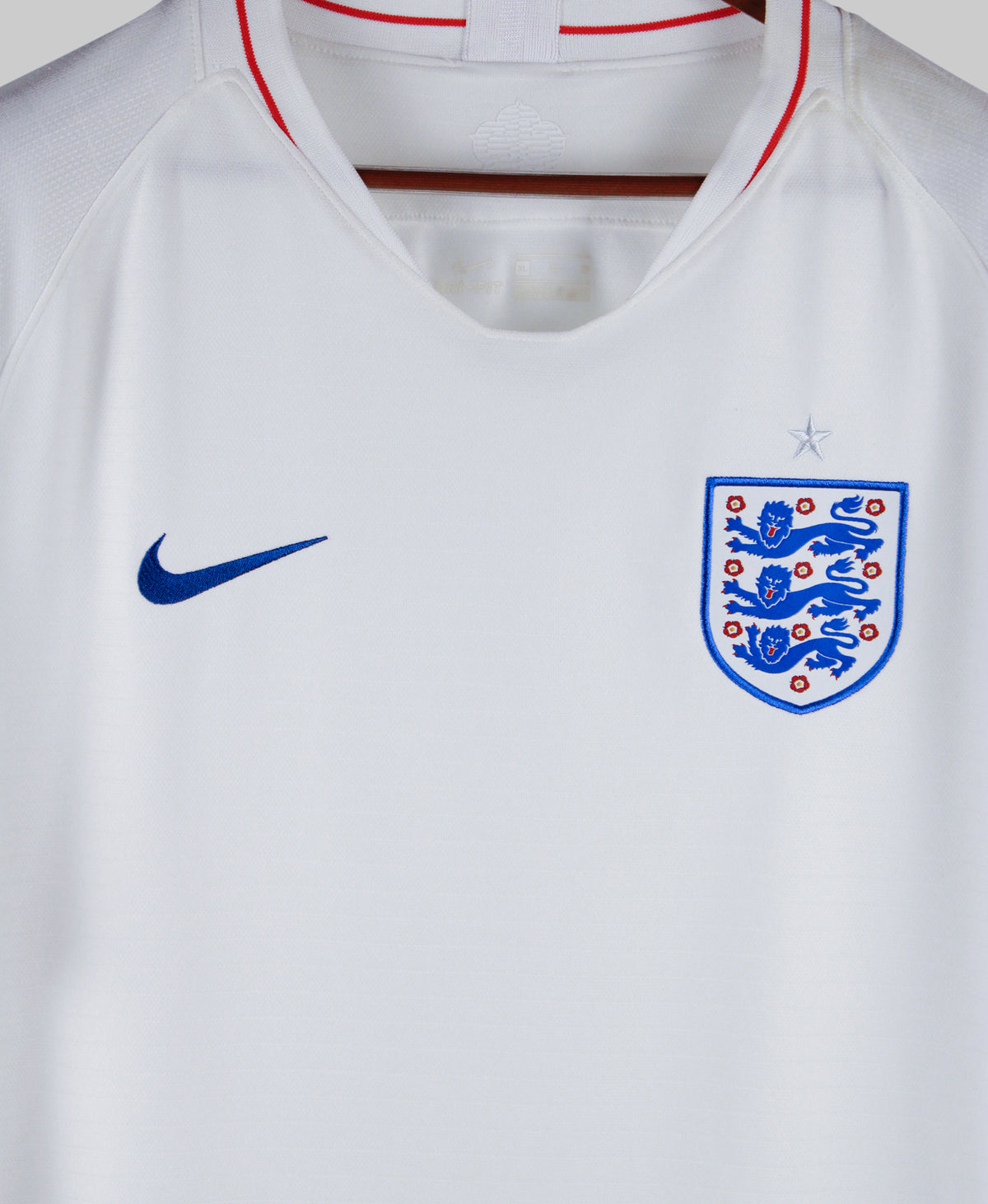 England 2018-19 Home Kit (XL)