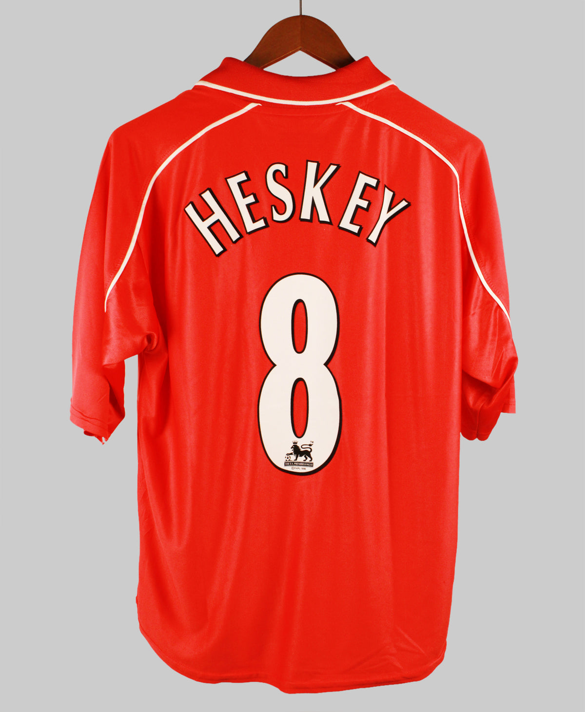 Liverpool 2000-01 Heskey Home Kit (M)