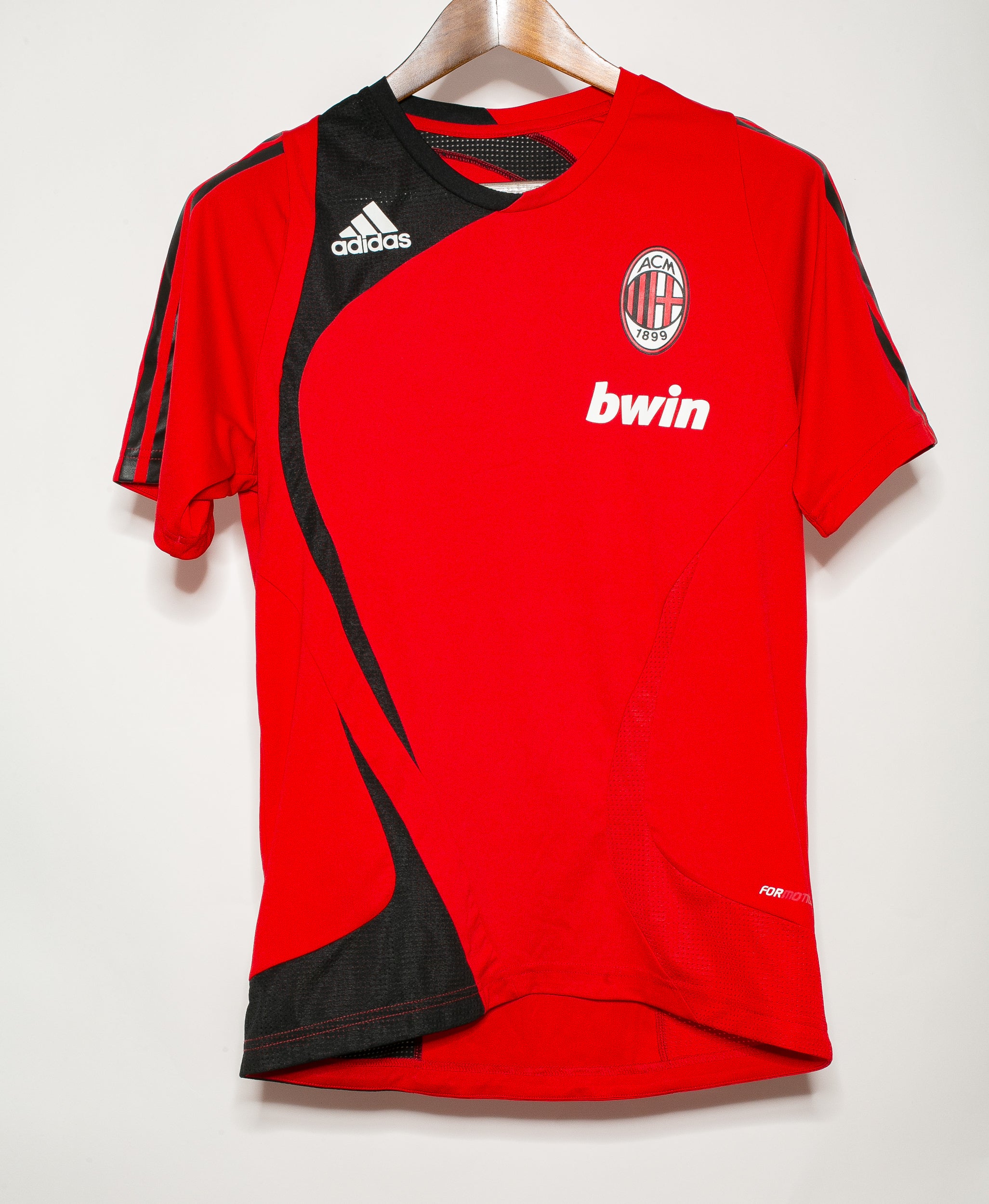 AC Milan Training Top (XS) – Saturdays Football