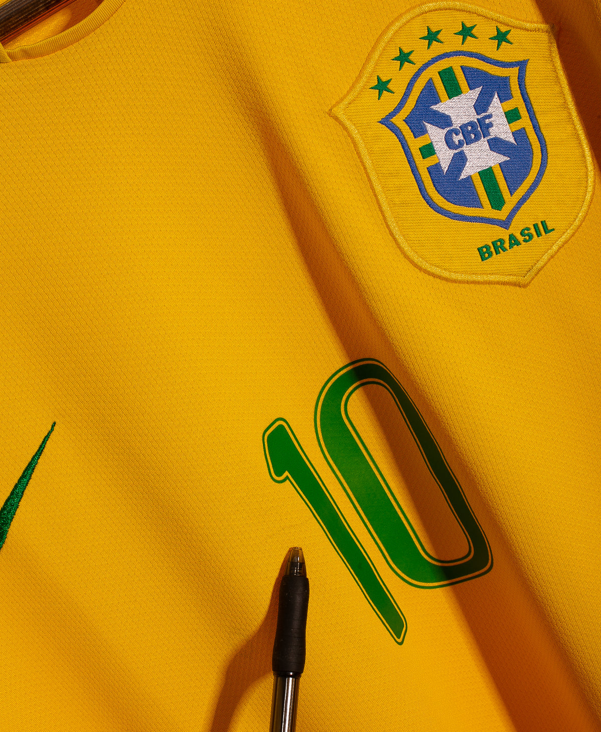 Brazil 2006 Ronaldinho Home Kit (L)