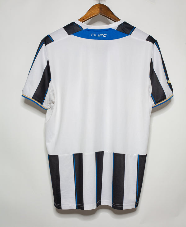Newcastle 2013-14 Home Kit (L)