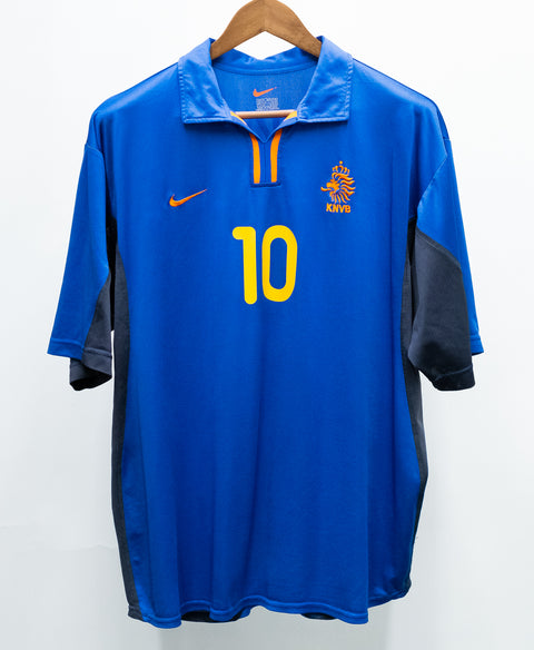 Netherlands 2000 Bergkamp Away Kit (XL)