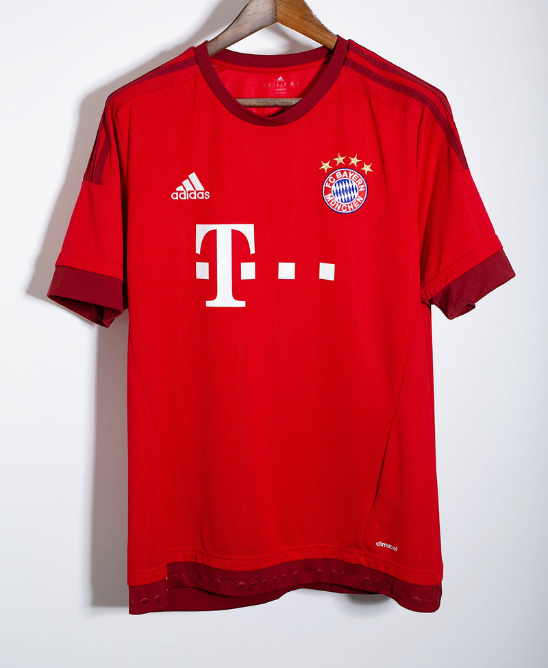 Bayern Munich 2015-16 Alonso Home Kit (XL)