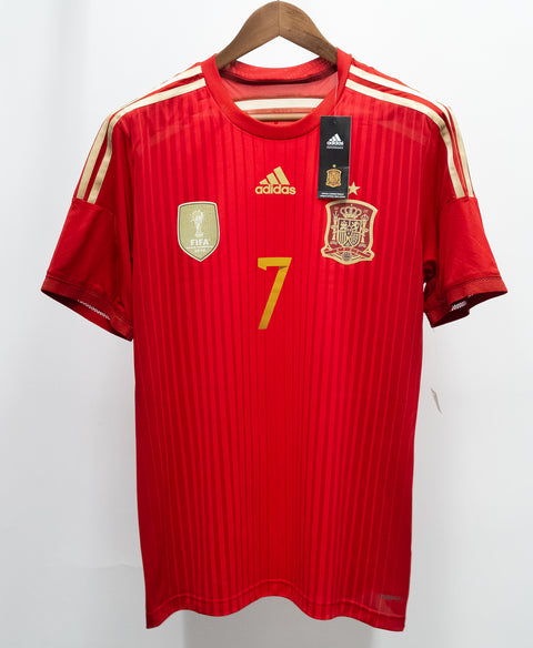 Spain 2014 David Villa Player Issue Home Kit w/ Tags (L)