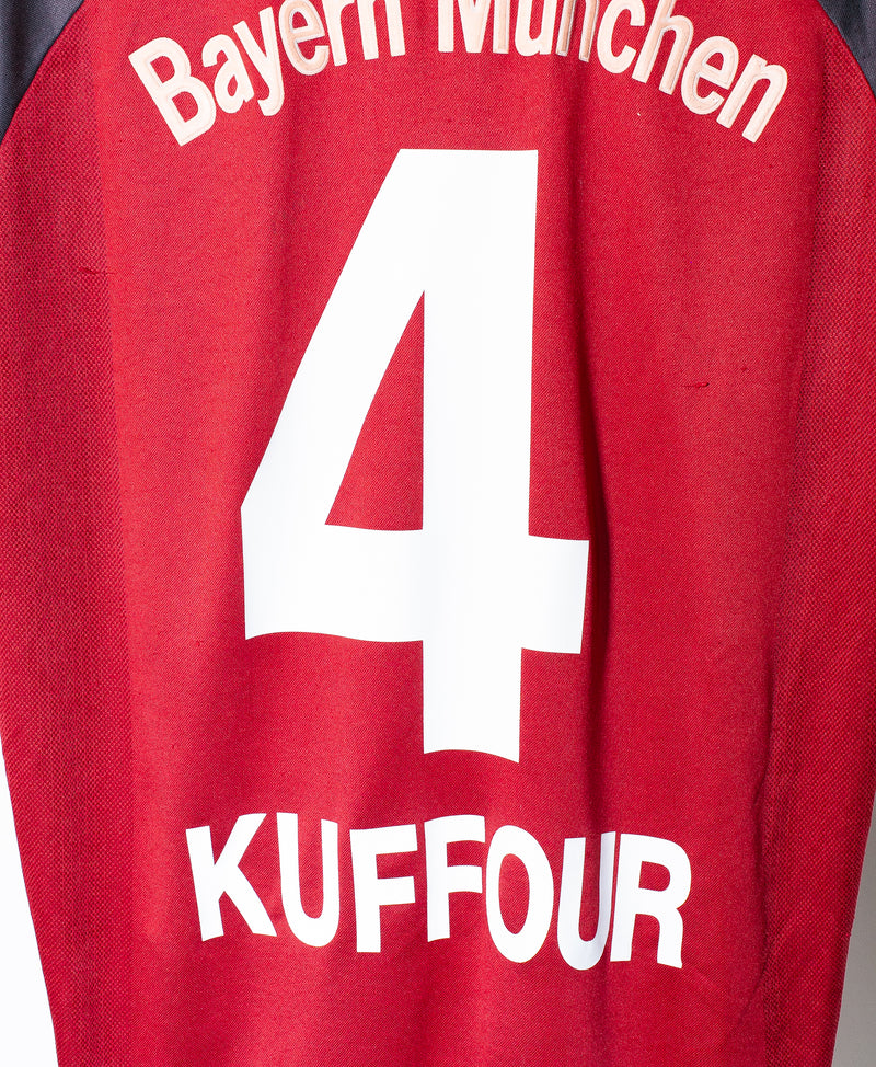 Bayern Munchen 2002-03 Kuffour Home Kit (XL)