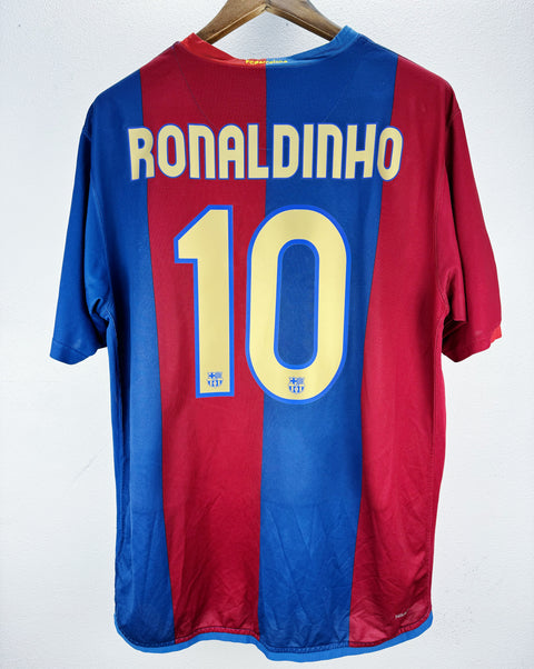 Barcelona 2006-07 Ronaldinho Home Kit (XL)