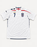 England 2007-08 Beckham Home Kit (L) - Front