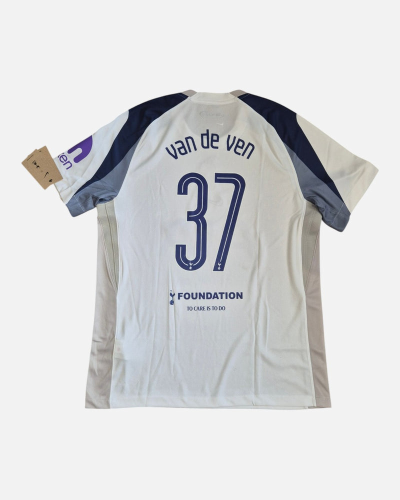 Tottenham 2025-26 Van de Ven home vintage football shirt, size L.