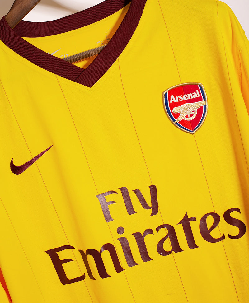 Arsenal 2010-11 Fabregas Long Sleeve Away Kit (L)