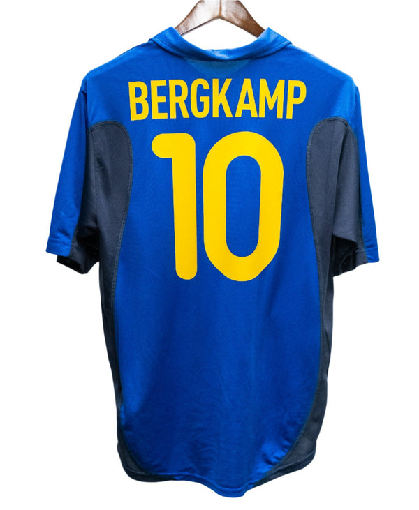 Netherlands 2000 Bergkamp Away Kit (M)