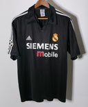 Real Madrid 2002-03 Ronaldo Away Kit (L)