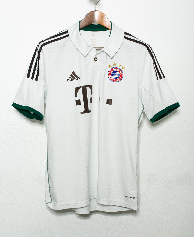 Bayern Munich 2013-14 Gotze Away Kit (L)