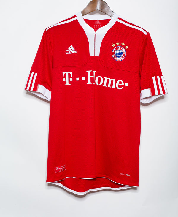 Bayern Munich 2009-10 Robben Home Kit (M)