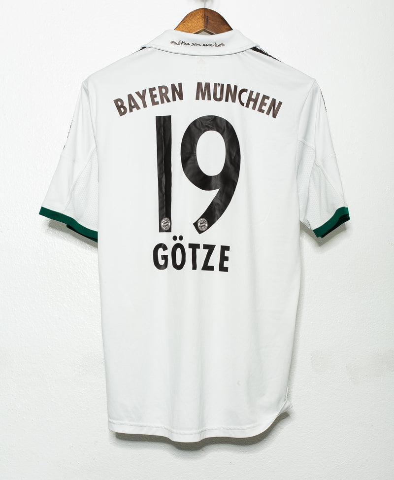 Bayern Munich 2013-14 Gotze Away Kit (L)