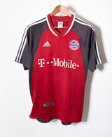 Bayern Munchen 2002-03 Kuffour Home Kit (S)