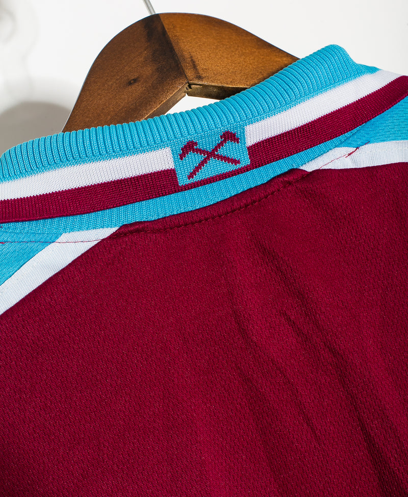 West Ham 2000-01 Home Kit (L)