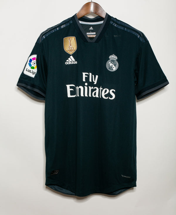 Real Madrid 2018-19 Benzema Away Kit (L)