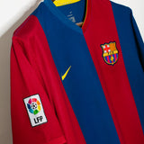 Barcelona 2006-07 Ronaldinho Home Kit (L)