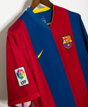 Barcelona 2006-07 Ronaldinho Home Kit (L)