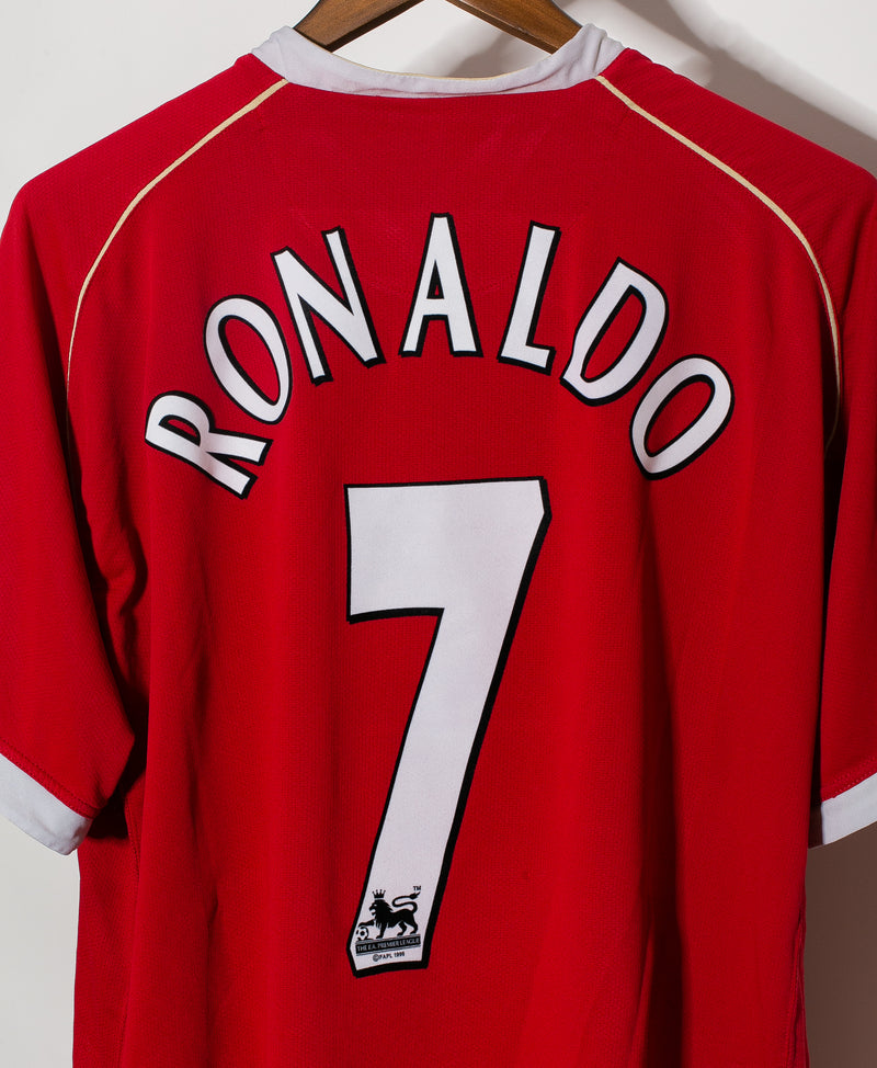 Manchester United 2006-07 Ronaldo Home Kit (XL) – Saturdays Football