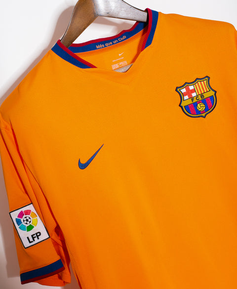 Barcelona 2006-07 Ronaldinho Away Kit (2XL)