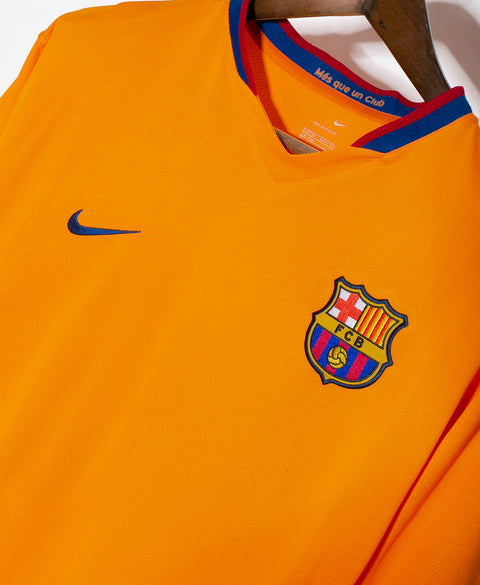 Barcelona 2006-07 Ronaldinho Away Kit (2XL)