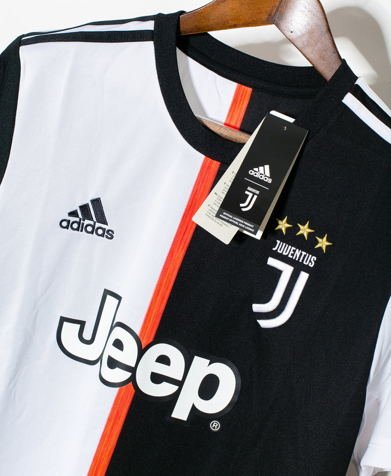 Juventus 2019-20 Ronaldo Home Kit BNWT (L)