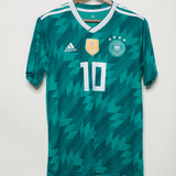 Germany 2018 Ozil Away Kit (L)