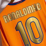 Barcelona 2006-07 Ronaldinho Away Kit (XL)