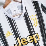 Juventus 2020-21 Ronaldo Home Kit (M)