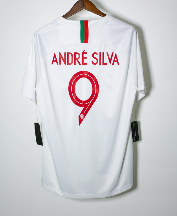 Portugal 2018 Andre Silva Away Kit NWT (XL)