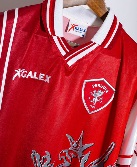 Perugia 1998-99 Nakata Home Kit (XL)