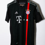 Bayern Munich 2014-15 Lewandowski Third Kit (M)