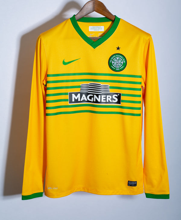 Celtic 2013-14 Van Djik Long Sleeve Away Kit (S)