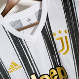 Juventus 2020-21 Ronaldo Home Kit (XL)