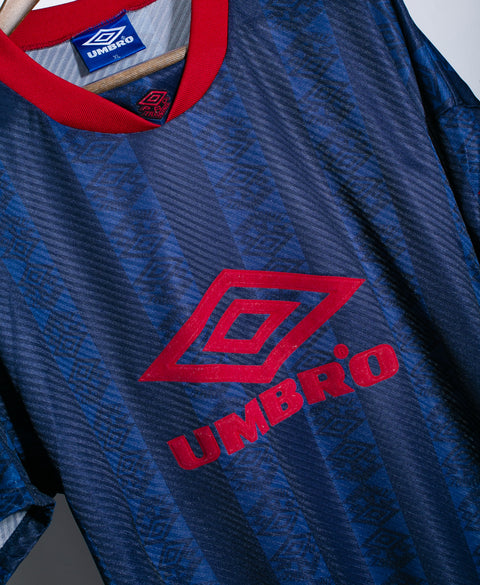 Umbro Pro Training Kit (XL)