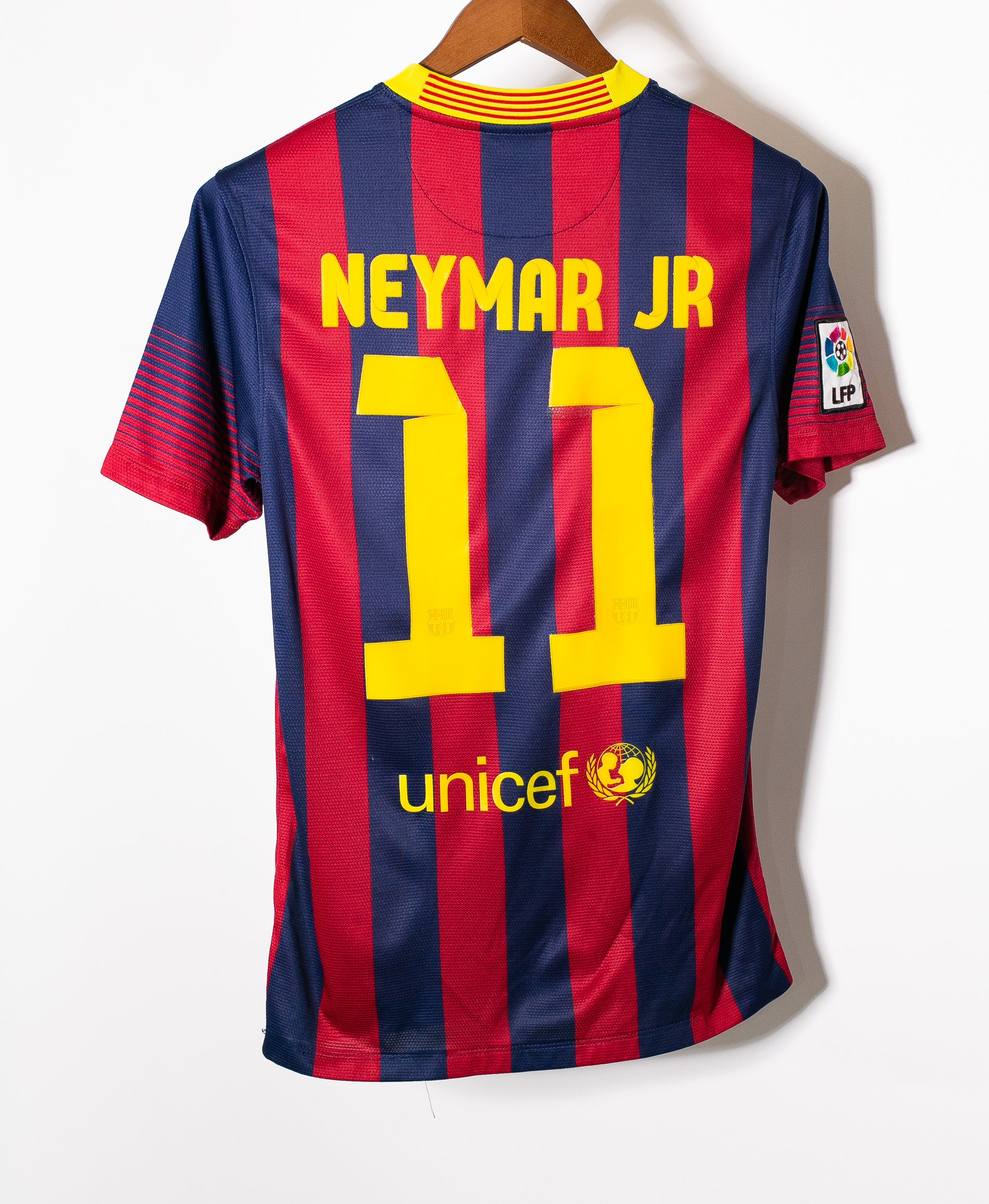 Barcelona 2013-14 Neymar Jr Home Kit (S) – Saturdays Football