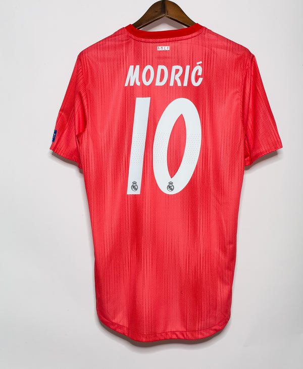 Real Madrid 2018-19 Modric Third Kit (L)